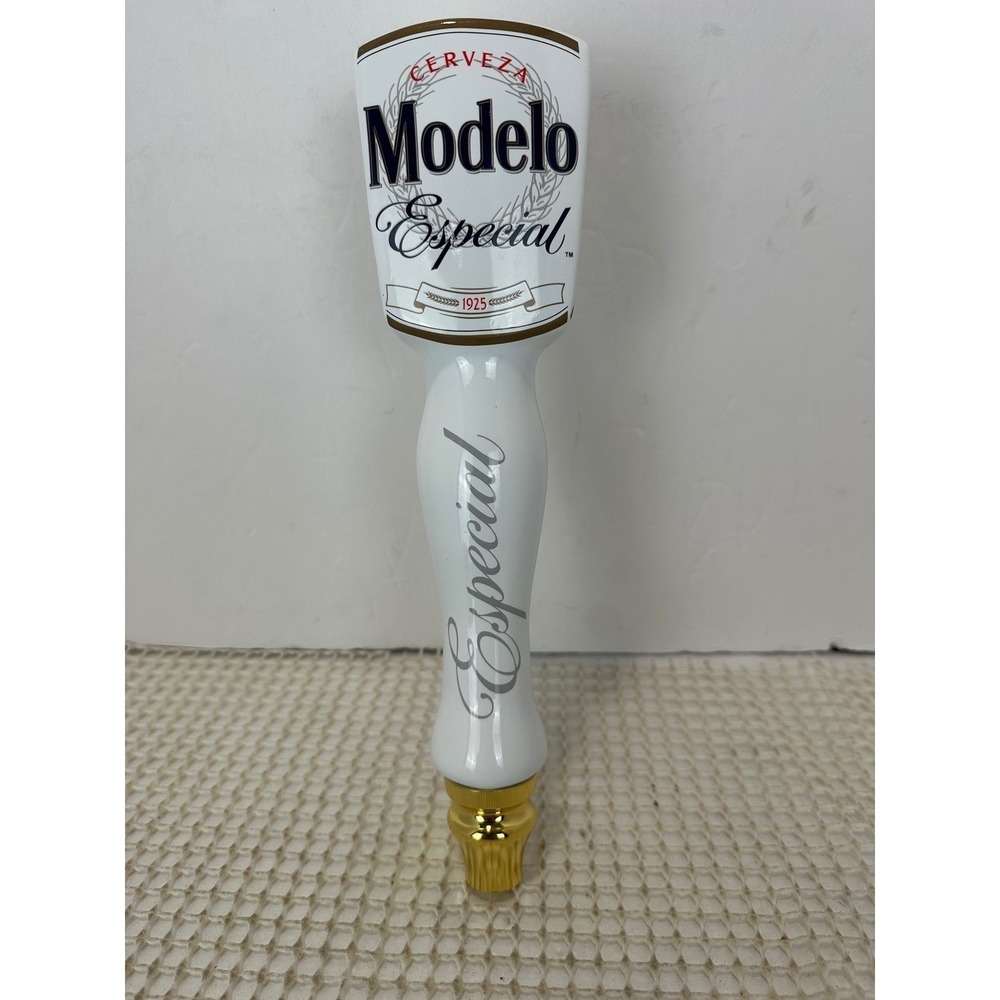 Modelo Especial Beer Tap Handle White Ceramic Triangular White GoldGood Scracth
